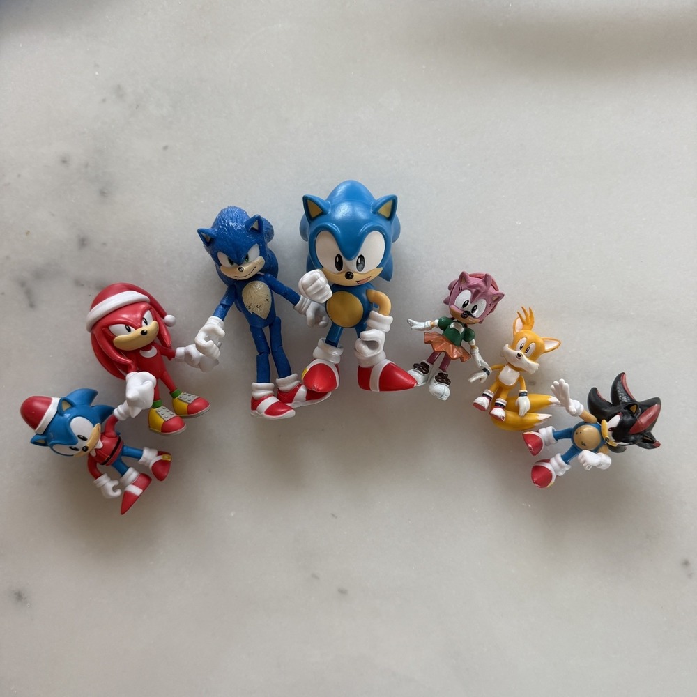 Sonic the Hedgehog Sega TOMY Jaxx Vintage Mixed Lot Bundle 7 Figurines Toys